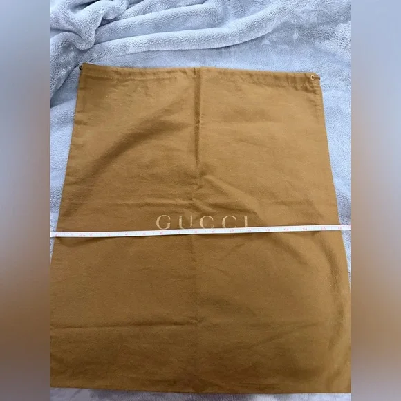 Gucci Tan Dust Bag 19 (L) x 16 (W) - Picture 3 of 4